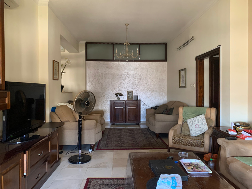 ghernatah living room