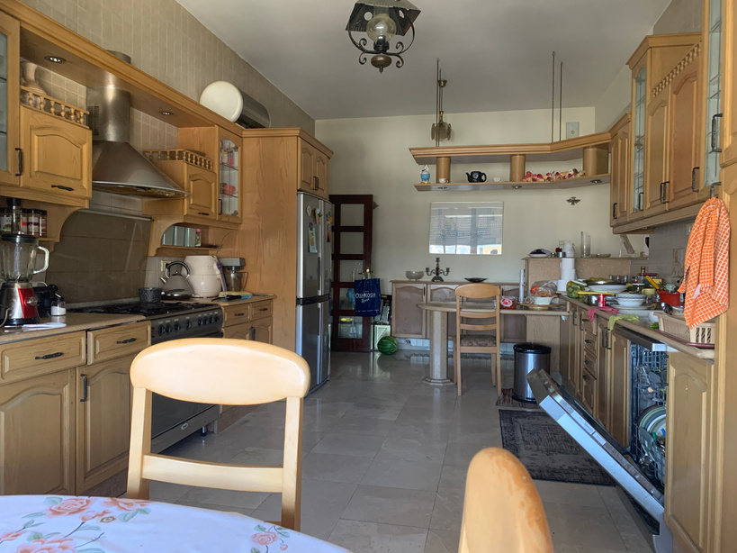 ghernatah kitchen